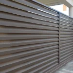 Sådan vælger du kvalitetslameller til et hegn: Vær opmærksom på metal og belægning saadan-vaelger-du-kvalitetslameller-til-et-hegn-vaer-opmaerksom-paa.webp.webp