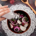 Hvor meget salt kan jeg spise dagligt for at holde mit blodtryk under kontrol? hvor-meget-salt-kan-jeg-spise-dagligt-for-at-holde.webp.webp